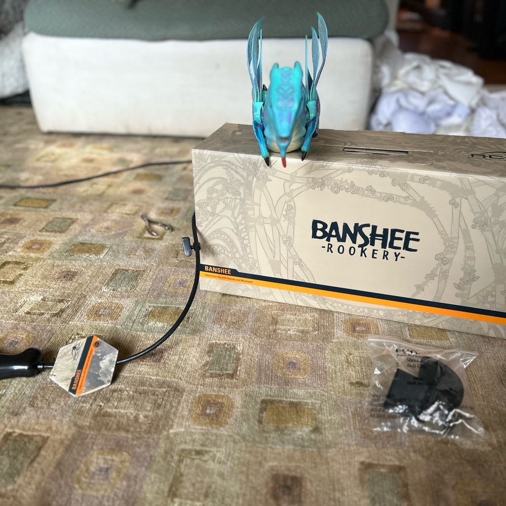 Disney WOA Banshee Shoulder Pet